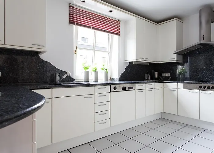 Zentrum 3* Зёльден