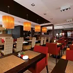 فندق داس زنتروم 3*
