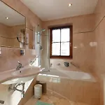 داس زنتروم فندق 3*